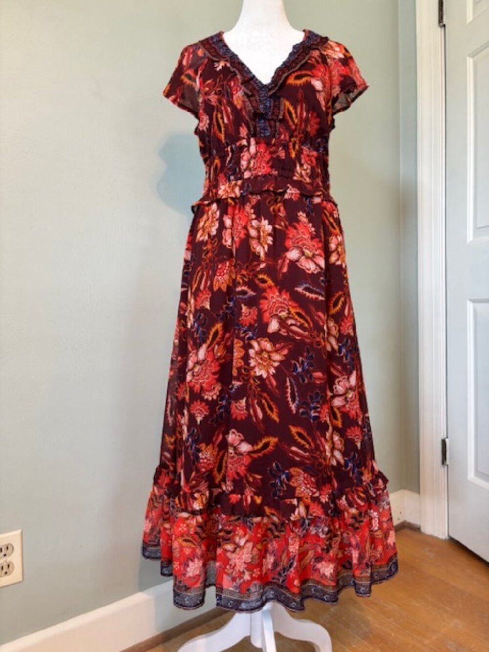 Old Navy Deep Burgundy Floral Smocked Waist Tiered Hem Midi Dress Size Small